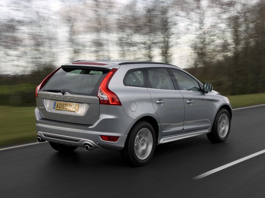  Volvo XC60 R-Design 2009 года  (UK) (фото 8 из 29)